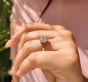 แหวนหมั้นเพชรโมอิสซาไนต์ทองคำแท้ 14k น้ำหนัก 1 กะรัต ระดับความสะอาด VVS1 VS1 แหวนแต่งงานคลาสสิกสำหรับผู้หญิง ปราศจากนิกเกิล ปราศจากสารตะกั่ว Avira Jewels India - Product Image 4