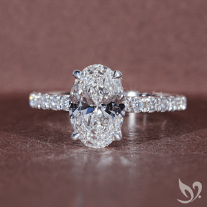 แหวนเพชรทรงรี 1 กะรัต เพชรเพาะเลี้ยงในห้องปฏิบัติการ ประดับเพชรเม็ดเดี่ยว |   แหวนทองคำขาว 10K รับรองโดย IGI - Product Image 1