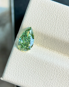 Diamante Verde Corte Pera de 1.00 - 1.10 CTS con Brillo, Claridad VVS2 VS1, Certificado IGI, Diamante Cultivado en Laboratorio para Joyería - Product Image 3