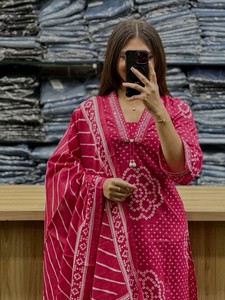 <b>Women</b> Traditional Cotton <b>Kurta</b> Pant Set Dupatta Loose Fit Casual Wear India Pakistan Style 85992 SHAGUN- Lahriya Bandej - Product Image 3