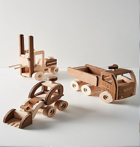 Ensemble élégant de chariots élévateurs, chargeurs et camions en bois. Design minimaliste pour les nurseries modernes. Disponible aux prix de gros. - Product Image 1