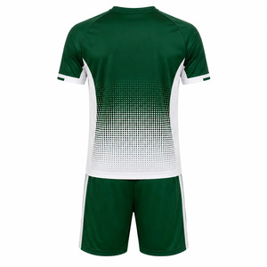 Ensemble d'uniformes de football pour hommes, vert et blanc dégradé, sublimé, manches courtes, shorts à taille élastique, col rond, évacuation de l'humidité - Product Image 1