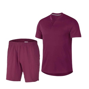 Uniforme de tenis de alta calidad, estilo único, cómodo, con nombre y logotipo del equipo personalizados, 100% poliéster, para adultos. - Product Image 3