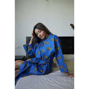 Wild and Free - Traje de baño con capucha y estilo elegante para mayor comodidad y libertad - Product Image 4