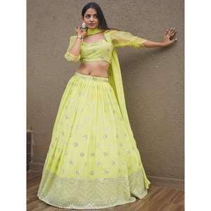 ชุด lehenga choli ผ้าเลื่อมสีเขียวมะนาวสวยงาม - Product Image 5