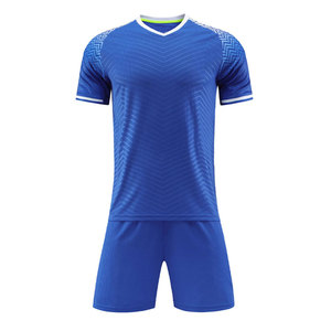 Tenue de football à prix raisonnable, personnalisez votre propre logo, vêtements de sport, uniforme de football par sublimation pour hommes - Product Image 5