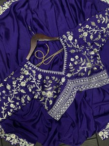 2026 Lehenga Choli en soie violet argenté, Dupatta pré-drapé, avec broderie Zari, pour mariée, style indo-occidental, tenue de mariage et de fête, Sun - Product Image 4