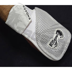 Protector de Mano para Bate de Béisbol TRQSONS, Personalizable, Duradero y Ligero, con Protección Acolchada de EVA Rígida para Uso Profesional - Product Image 2