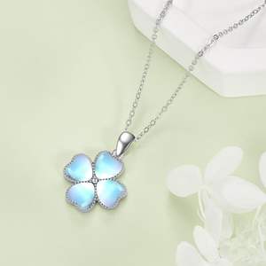 Collar con Colgante en Forma de Nube Minimalista, Plateado, Joyería Estética Linda para Mujeres y Niñas, Venta al Por Mayor - Product Image 2