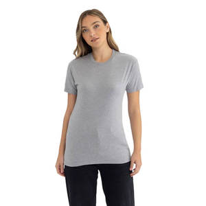 เสื้อยืด Next Level Apparel รุ่นพรีเมียมสำหรับผู้ชาย ทรงพอดีตัว ผ้า CVC (6210) เสื้อยืด 6200 Festival ผลิตจากโพลีเอสเตอร์ 65% และเส้นใยคอมบ์ริงสปัน 35% - Product Image 4