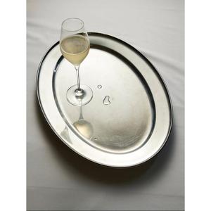 Assiettes de service en métal pour hôtels, forme ovale, designs et tailles personnalisables, assiettes de présentation en laiton pour événements - Product Image 2
