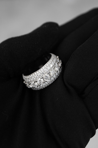 Anillo de diamantes de corte princesa de lujo con incrustaciones de diamantes para hombre, acabado en oro blanco, anillo de boda estilo hip hop, joyería llamativa. - Product Image 2