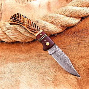 มีดพับอเนกประสงค์เหล็กดามัสกัสตีขึ้นรูปด้วยมือ ด้ามไม้และกระดูก สำหรับล่าสัตว์ ตั้งแคมป์ กิจกรรมกลางแจ้ง และแล่เนื้อ - Product Image 5