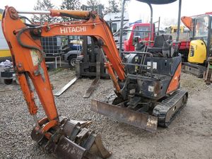 Miniexcavadora compacta Hitachi EX30 original con sistema hidráulico para trabajo agrícola, en carreteras y en construcción. Precio económico. - Product Image 2