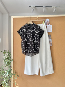 Blusa de Gasa con Estampado Floral para Mujer, Manga Corta, Informal, Ligera, para Verano, Venta al Por Mayor - Product Image 3