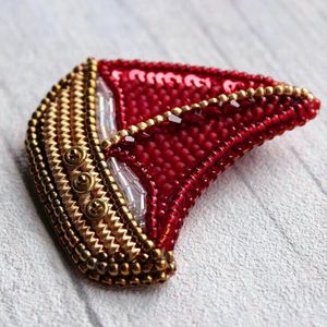 Broche de Lujo Artesanal con Bordado y Cuentas, Pin de Moda Único para Blazers y Bolsos - Product Image 6