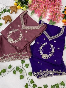 Ensemble de robe Anarkali ethnique vintage pour femmes, robe à manches longues brodée avec dupatta, longueur au sol, pour mariage et festivals - Product Image 6