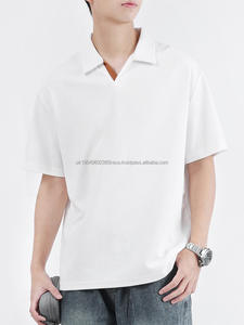 Nouveau Polo à Col en V de Petite Taille, Couleur Assortie, Manches Courtes, T-shirt d'Été pour Hommes - Product Image 3