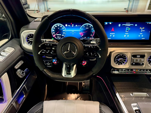 Mercedes Benz G63 AMG SUV de luxe entièrement en carbone, suspension active, intérieur Webasto Premium, véhicule performant - Product Image 5