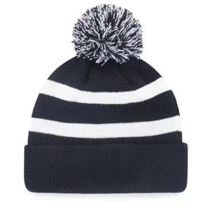Bonnet en tricot rayé noir et blanc avec pompon, bonnet d'hiver à revers - Product Image 1