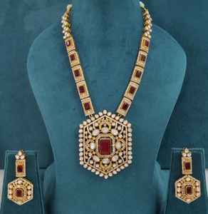 Conjunto de collar largo de latón con piedras dobles de moissanita Polki, diseño hermoso, estilo real, perfecto para fiestas y ocasiones festivas. - Product Image 4