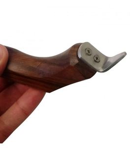 Cuchillos para Pezuñas de Acero Inoxidable Alemán Reutilizables para Herradores, Juego de Cuchillas de Corte Afilado de Doble Filo para Mano Derecha e Izquierda - Product Image 2