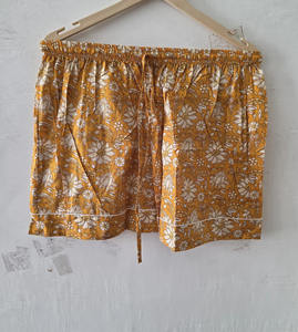 ชุดนอนผ้าฝ้ายลายดอกมัสตาร์ดสำหรับผู้หญิง ชุดฤดูร้อน/ฤดูใบไม้ร่วง เสื้อเชิ้ตพิมพ์ลายติดกระดุม กางเกงขาสั้นเอวยางยืด ชุดนอนแบบเซ็ต - Product Image 5