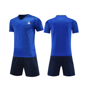 Maillot de football américain unisexe 2025 grande taille 100 % polyester à manches courtes avec logo brodé sur le devant et design cousu - Product Image 3