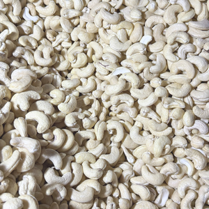 Oferta Especial: Nueces de Anacardo Crudas WW180, WW240, WW320, LP, WS. Nueces de Anacardo Crudas a Granel. Disponible Empaque de Marca Privada. - Product Image 1