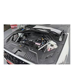 Genesis GV70 2.5T 2024, Gasolina, 2WD, con Caja de Cambios Automática, Asientos de Cuero, Cámara Trasera - 9,795 km - Product Image 6