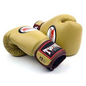 Guantes de Boxeo MMA de Cuero con Diseño Personalizado de Alta Calidad, Cierre de Velcro, Dedos Completos, Absorción de Humedad, Agarre Ligero para la Muñeca - Product Image 2