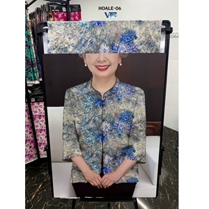 Tissu jacquard Vietnam de haute qualité, neuf, avec motif floral camélia, tissu élégant pour vêtements de détente, impression textile. - Product Image 1