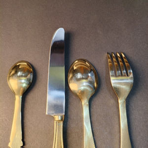 Ensemble de couverts classique de l'Empire romain, orné, plaqué or, en acier inoxydable durable, poli miroir, pour les résidences de luxe - Product Image 6