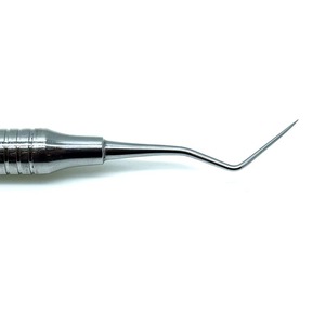 Raspador Dental Manual de Acero Inoxidable para Dentistas, Herramienta Profesional de Higiene Bucal para la Eliminación de Placa, Uso Clínico, Hermann Meditech - Product Image 3