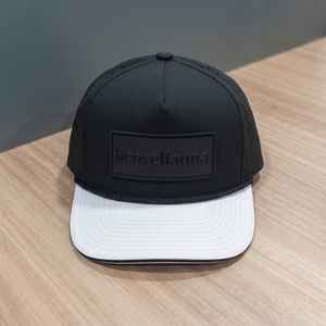 Gorra de Golf Personalizada de 5 Paneles, Estructurada, con Visera Precurvada, Corte Láser, Perforada, Tejida, Bordada, OEM, ODM, MOQ Bajo - Product Image 4
