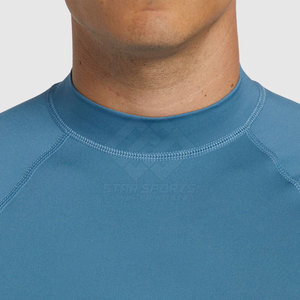 Rashguard de Color Liso Hecho a Medida, en Oferta, para MMA, Entrenamiento de Combate - Product Image 5