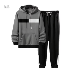 Survêtement de course pour homme avec logo personnalisé, léger, coupe ajustée, vêtements de sport haut de gamme pour la course à pied - Product Image 1
