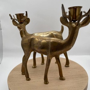 Juego de 2 Portavelas de Latón Vintage con Forma de Ciervo – Candelabros de Reno para Decoración de Mesa Navideña y Decoración del Hogar - Product Image 4