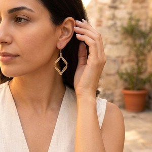 14K <b>Gold</b> Filigree <b>Dangle</b> <b>Earrings</b> Hollow Geometric Drop <b>Earring</b> Trendy Statement Elegant Fashion <b>Dangle</b> <b>Earrings</b> For Women Girl - Product Image 4