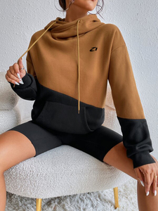 Wholesale Women's Two Tone Crossover Neck Hoodies Heavyweight Fleece Pullover Casual Winter Custom Logo Manufacturer - Product Image 4