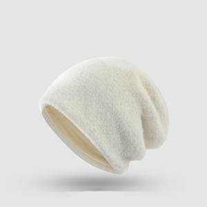 Bonnet unisexe épais et moelleux à double couche en fausse fourrure beige unie, tricoté avec impression numérique, style décontracté 2026 - Product Image 3