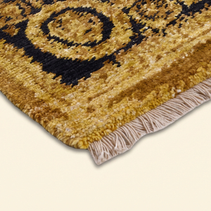 Tapis en laine tufté à la main noir et or, écologique, antidérapant, motif floral médaillon vintage, pour salon, chambre, hôtel de luxe - Product Image 4