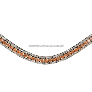 Bandeau de tête pour cheval de course en cuir noir ondulé avec chaîne de cristaux brillants à trois rangées personnalisée et équipement équestre - Product Image 1