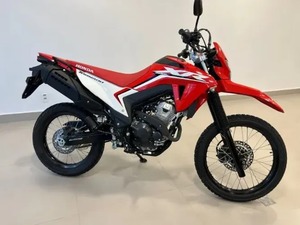 ¡OFERTA ESPECIAL! Motocicletas Honda XR 250 Tornado 2026 ¡Ya en stock! - Product Image 4