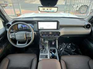 Prêt à être expédié – Toyota Prado Adventure Hybride 2025 – Toutes options – Titre propre – Occasion - Product Image 2