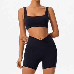 Conjunto de Ropa Deportiva para Mujer, Sólido, para Yoga y Gimnasio, de Secado Rápido y Transpirable, con Pantalones Cortos de Yoga con Cintura Cruzada en V y Sujetador Deportivo, Tallas Grandes - Product Image 3