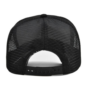 Gorra Trucker Blanca de 5 Paneles con Malla Trasera, Estructurada, de Mezcla de Algodón y Poliéster, con Logotipo Bordado Personalizado, Cierre a Presión, Venta al Por Mayor - Product Image 2
