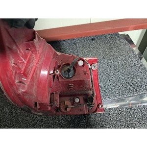 Feu arrière droit combiné pour Veloster, côté droit (feu arrière 924022V110) - Product Image 4