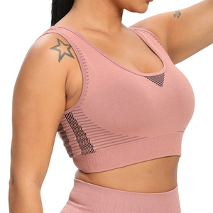 Nouveau soutien-gorge de sport sans coutures pour femme 2026, col rond, gris clair uni, maille respirante côtelée, maintien moyen, vêtement de fitness - Product Image 4