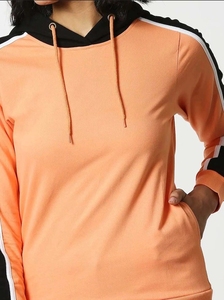 Sudadera con Capucha Naranja para Mujer con Rayas Blancas y Negras, Manga Larga, Informal, Tejida, Transpirable, Diseño Sólido - Product Image 1